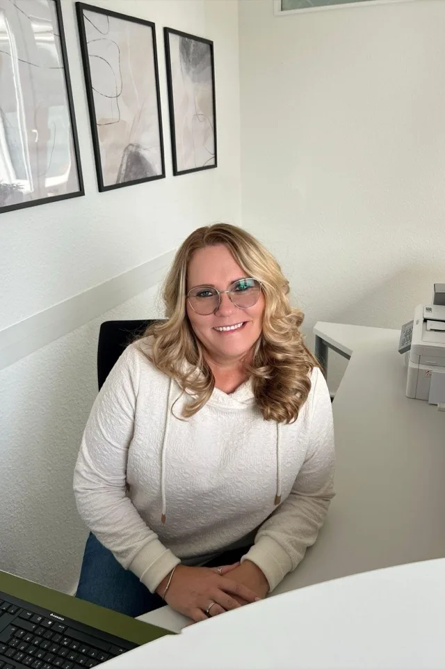 Nicole Rath, Verwaltung und Büro